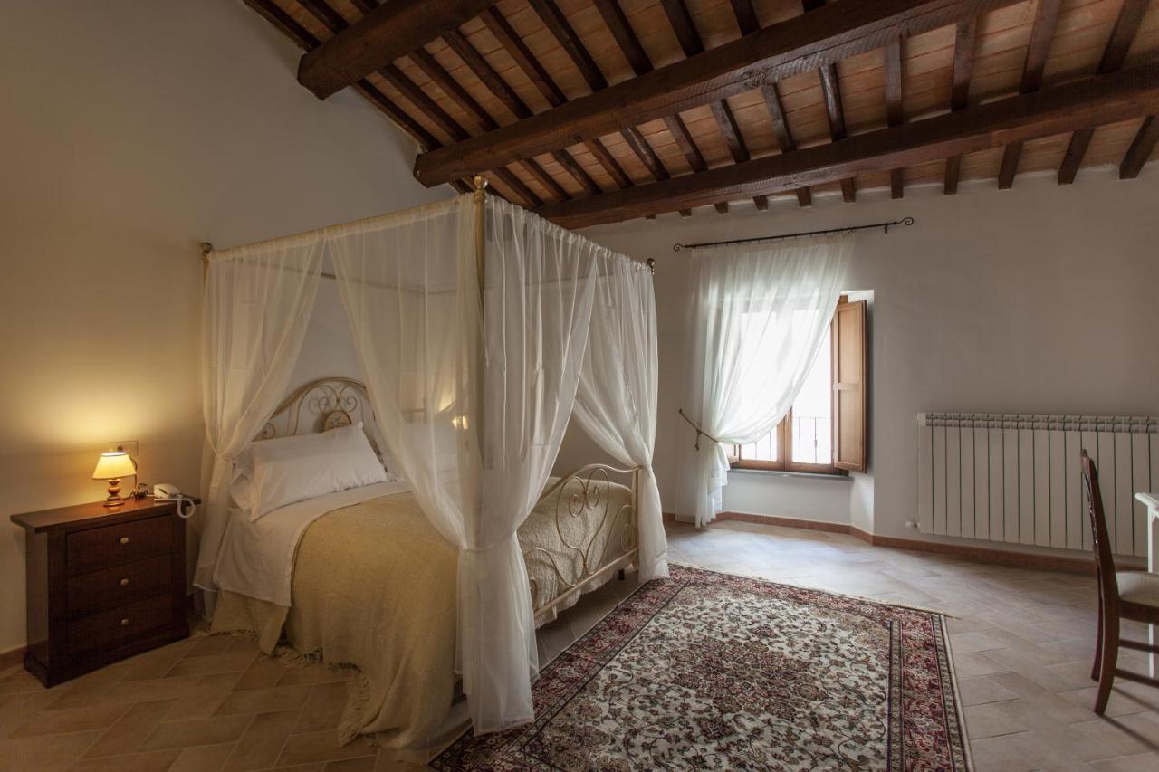 Borgo Sant'Angelo B&B Gualdo Tadino Room photo